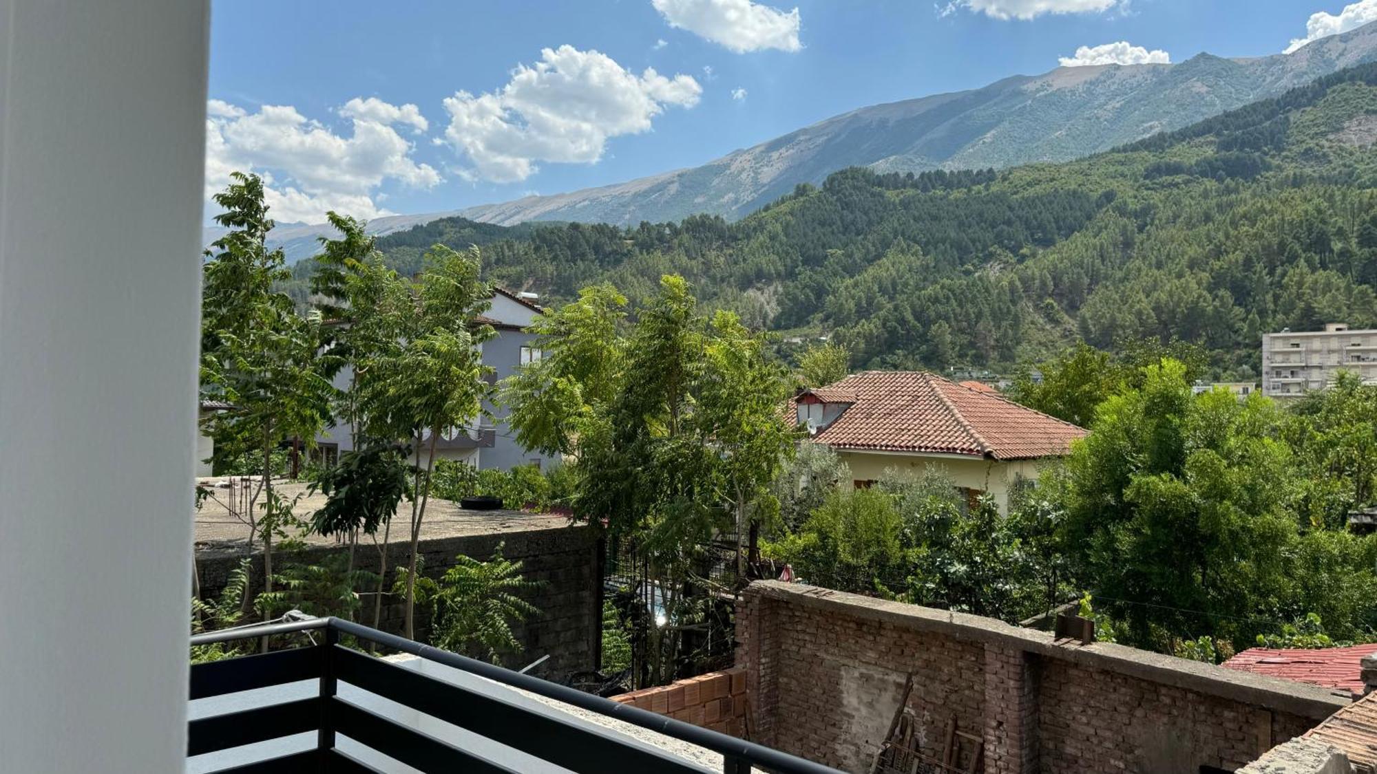 Hotel Bizant Përmet Esterno foto